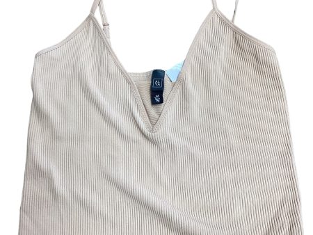 Top Sleeveless By Clothes Mentor In Tan, Size: M For Cheap