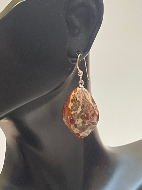 EARRINGS DANGLE DROP  CMB in RED & TAN For Sale