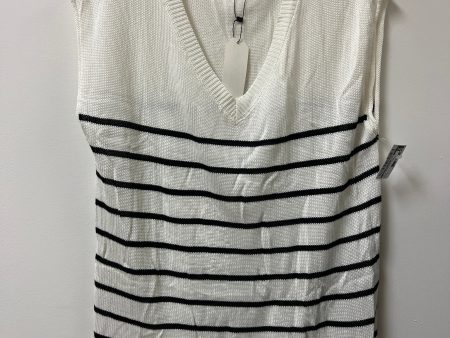 Top Sleeveless By Clothes Mentor In White, Size: M Online Hot Sale