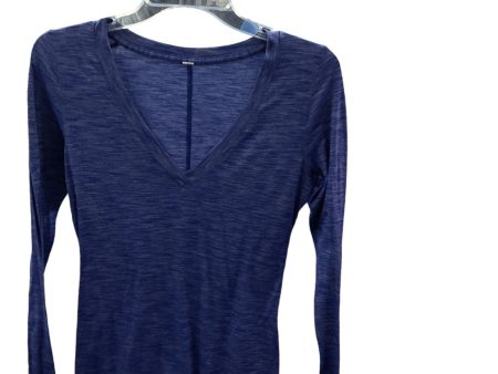 Athletic Top Long Sleeve Crewneck By Lululemon In Blue, Size: 4 Cheap