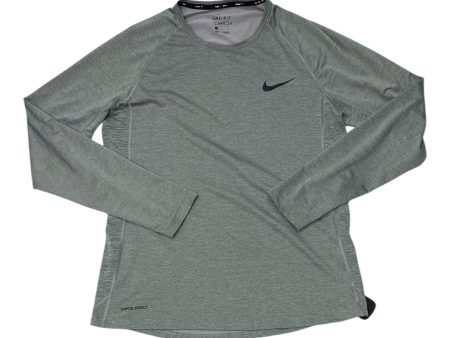 Athletic Top Long Sleeve Crewneck By Nike In Grey, Size: L Hot on Sale