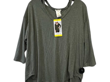 Top 3 4 Sleeve Basic By Matty M In Green, Size: S Sale